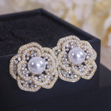 Romantic Pearl Flower Stud Earring for Women Rhinestone Earring