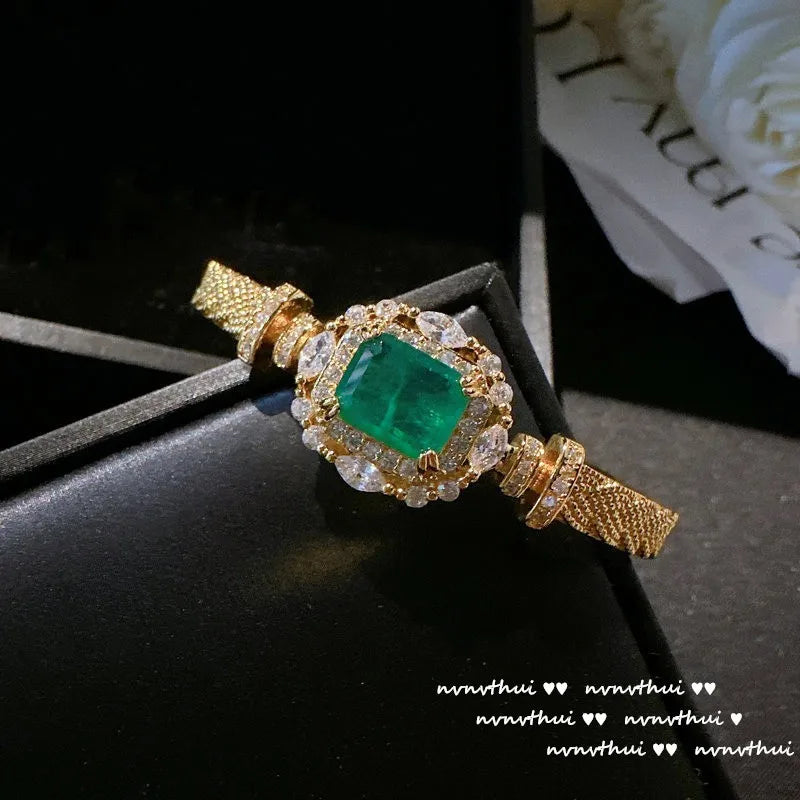 Noble 18K Yellow Cuff Bracelet Square Emerald Vintage Bracelet for Women