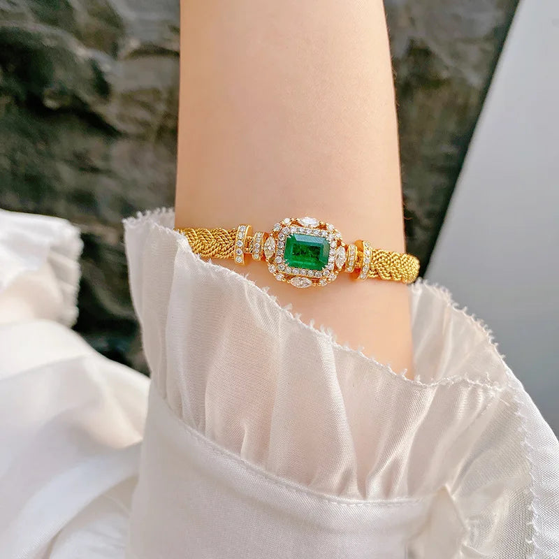 Noble 18K Yellow Cuff Bracelet Square Emerald Vintage Bracelet for Women