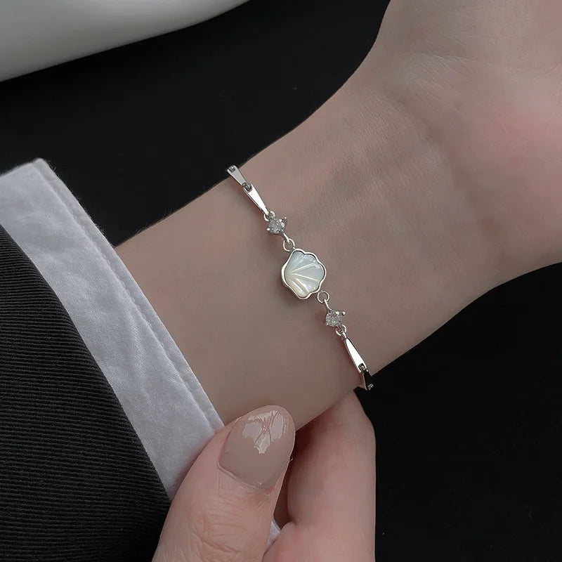 Shell Bracelet Women's Light Niche High-end Shellfish Jewelry