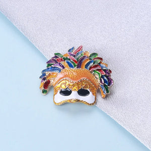 Retro Mask Brooch for Clothing Pin