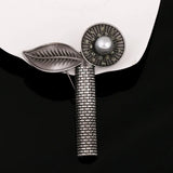 Vintage Zinc Alloy and Pearl Brooch Pin Leaves British Style Suit Accessories