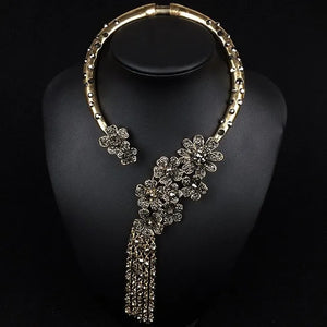 Vintage Baroque Crystal Choker Necklace with Tassel