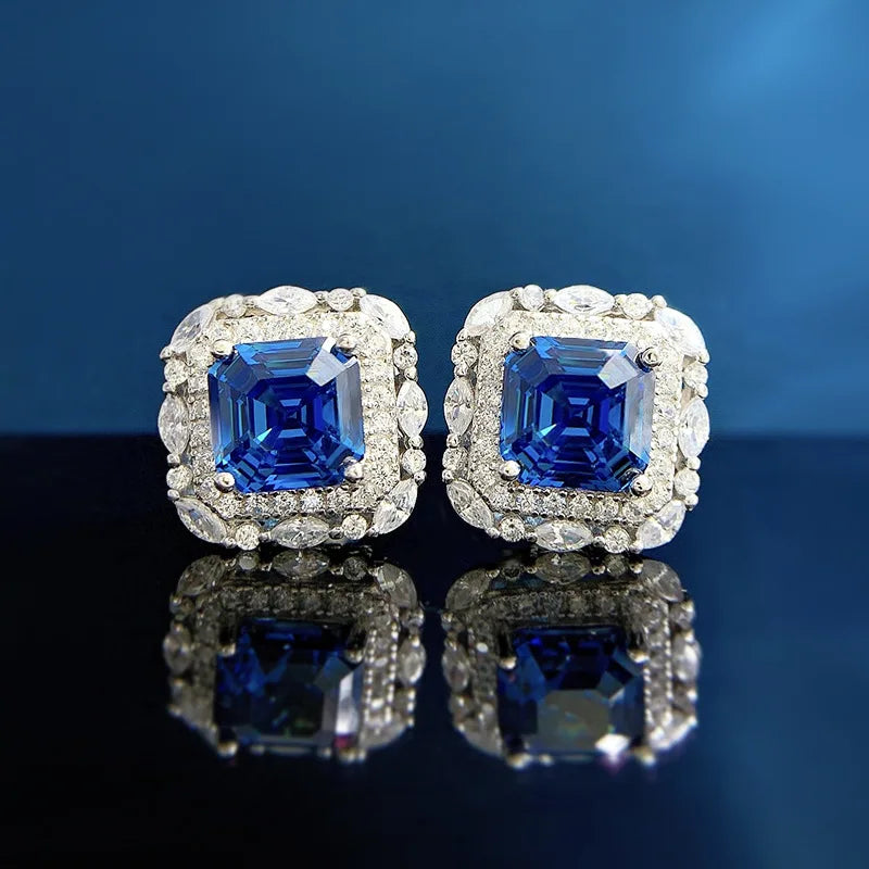 Royal 7 * 7 Horse-eye and Diamond Earrings