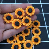 20pcs 18mm Small Yellow Daisies Sunflowers Resin Charms Flowers Pendant