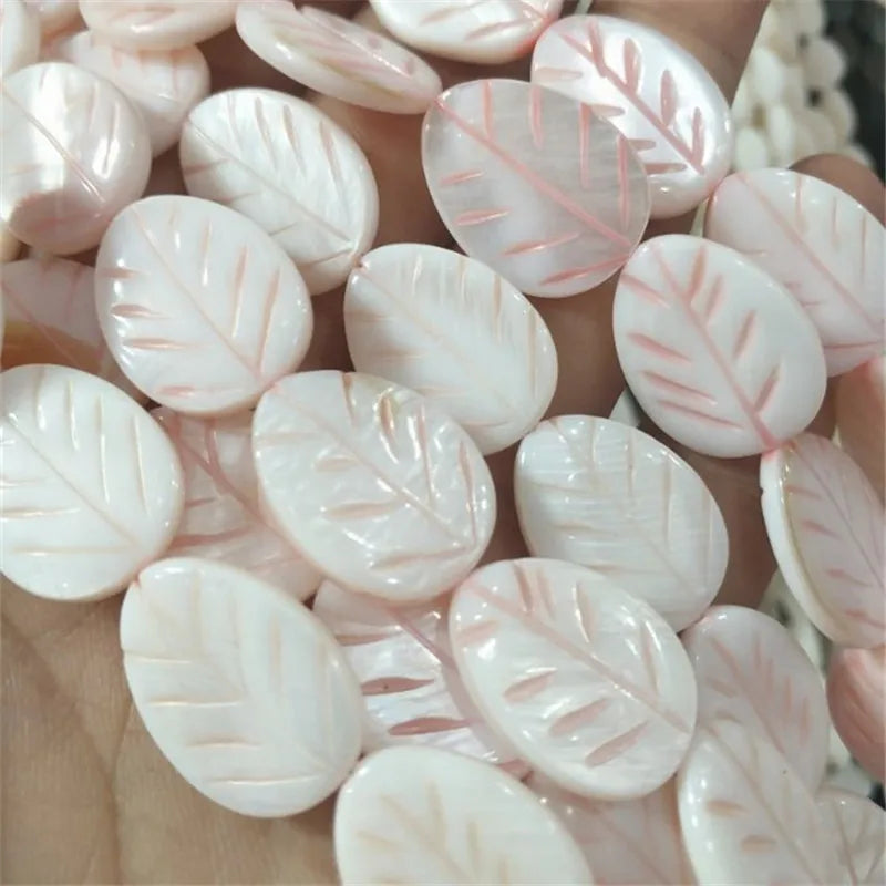 20pcs Leaf Shape Carved Shell Beads 15x20mm Mother of Pearl Women Bracelets