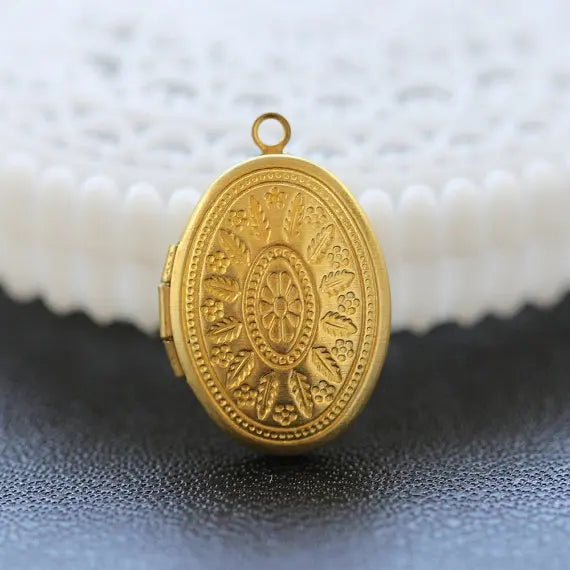 20pcs Vintage Brass Locket Pendants Charms