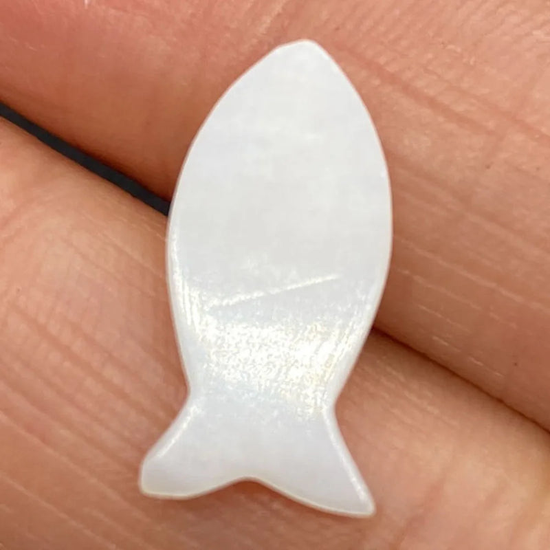 20pcs Natural Shell Fish Shape Loose Mother Beads for DIY Necklace