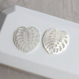 25MM 4Pcs Natural Pearl Mother Shell Leaf Earring Charms Beads
