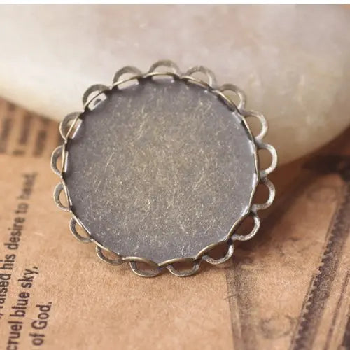 25MM vintage brass round pendant setting