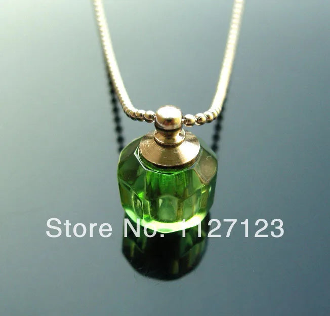 25pcs Green Jumpix Rice Vials Pendants Perfume Empty Glass Bottle