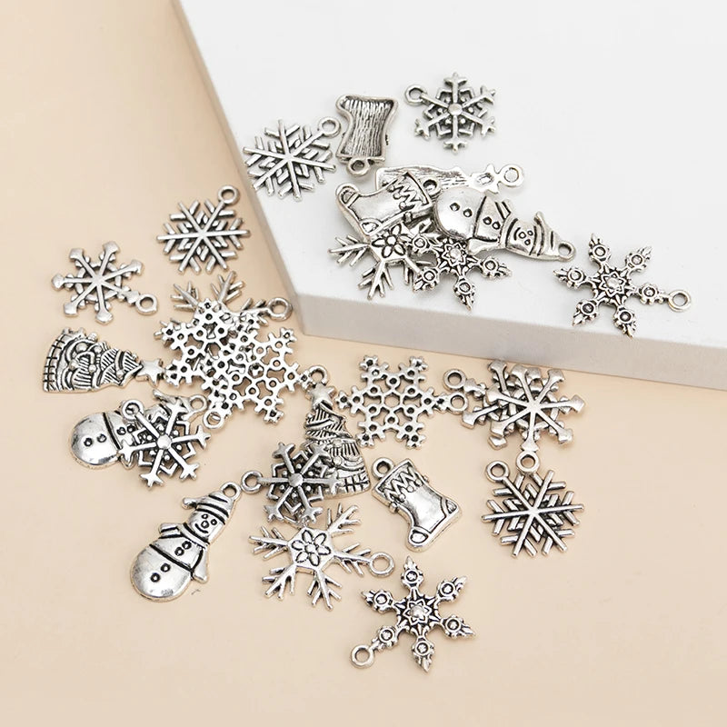27pcs Mixed Christmas Snowflake Charms DIY Bracelet Decoration Craft Jewelry