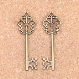 28pcs Vintage Skeleton Key Charms Antique Pendants DIY Jewelry Making