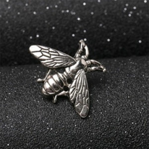 Retro Bee Metal Alloy Pin Clasp Brooch for Men Antique Silver 27mm X 20mm