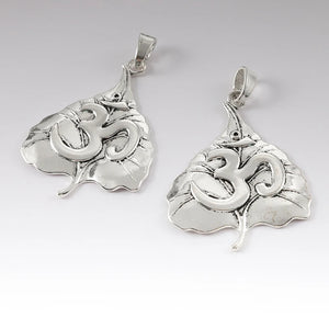 2Pcs Large 3D/OM Yoga Leaf Heart Charms Pendants For Necklace