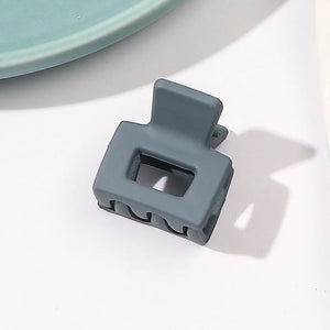 Matte Mini Hair Claws Barrettes Crab Hairpin Solid Frosted Catch Clip Hair Acces