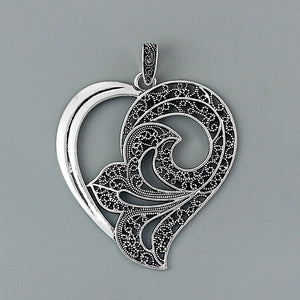 2pcs Antique Filigree Heart Charms Pendants 65x61mm