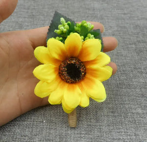 2pcs Bestman Sunflower Boutonniere Groom Accessories Suit Flowers Brooch