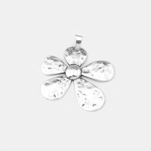 2pcs Tibetan Silver/Verdigris Patina Hammered Large Flower Charms Pendant