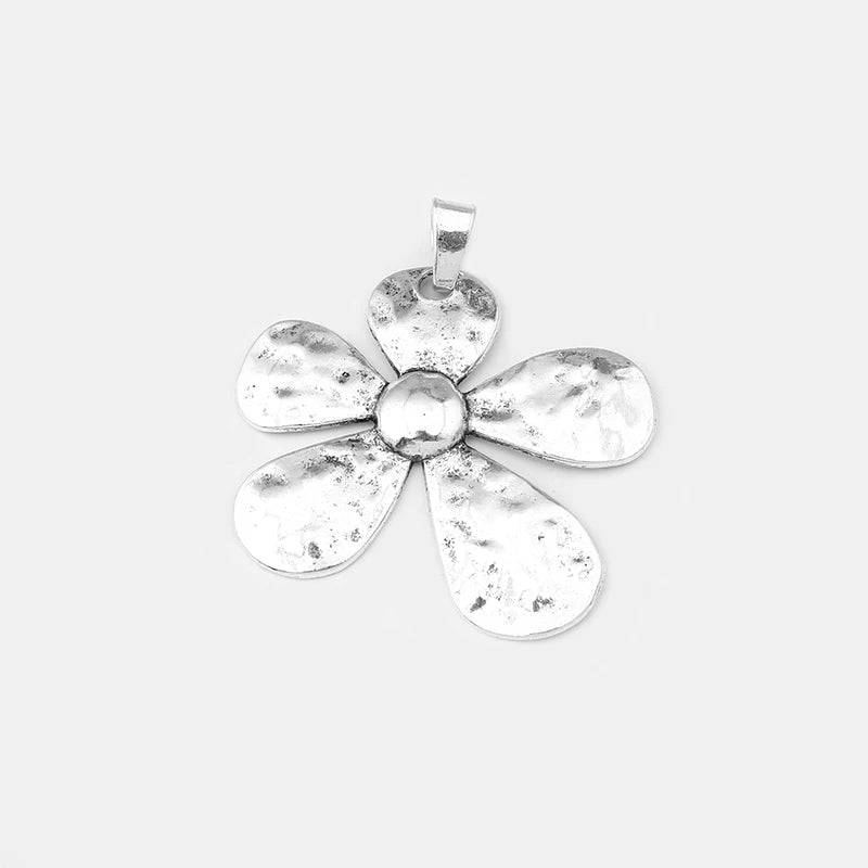 2pcs Tibetan Silver/Verdigris Patina Hammered Large Flower Charms Pendant