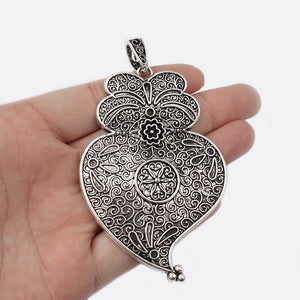 2pcs Tibetan Silver Viana Heart Charms Pendants DIY Jewelry Making
