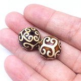2pcs Tibetan Dzi Beads Natural Stone Lucky Cloud Patterns Round Shape