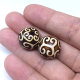 2pcs Tibetan Dzi Beads Natural Stone Lucky Cloud Patterns Round Shape