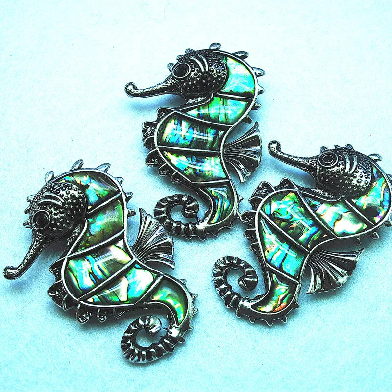2pcs Abalone Shell Seahorse Brooch Pendants
