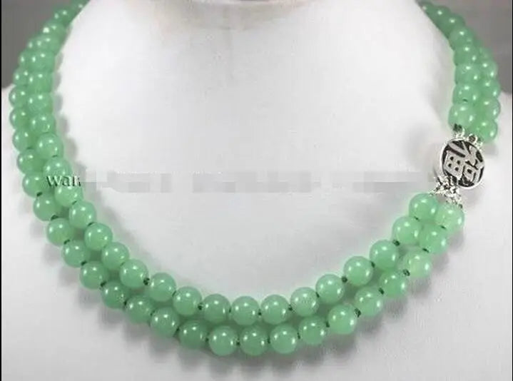 Green Jade Round Beads Necklace with Silver Clasp