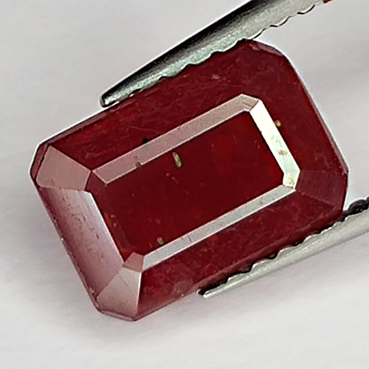 3.20ct Ruby Emerald Cut 8.5x5.9mm