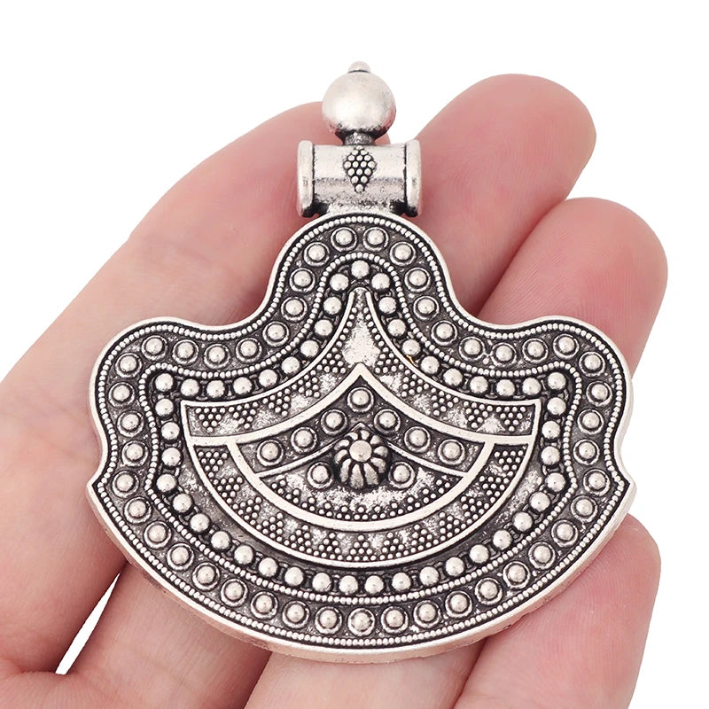 Tibetan Silver Ethnic Fan Charms Pendants Boho Necklace Jewelry