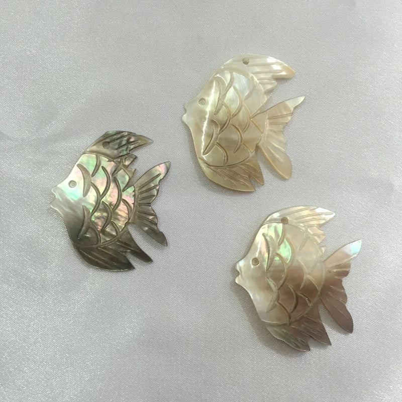 10Pcs Fish Shape Natural Sea Shell Bead Pendants Charms