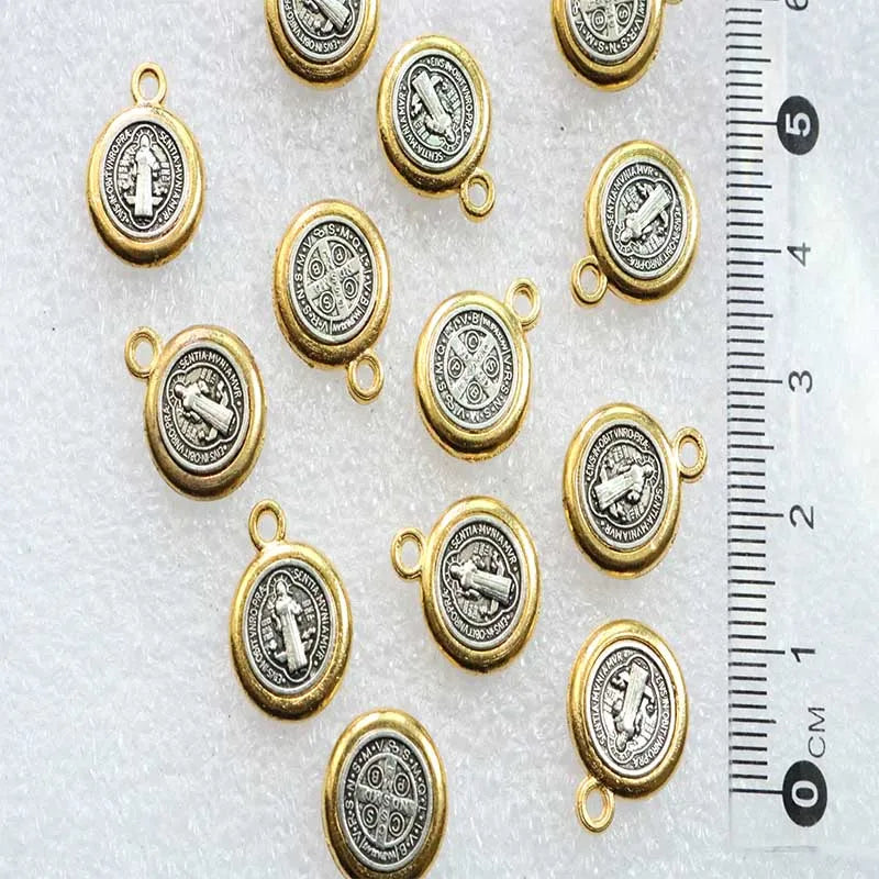 30Pcs 2-Color Benedict Honor Cross Religious Keychain Pendant Alloy DIY Jewel