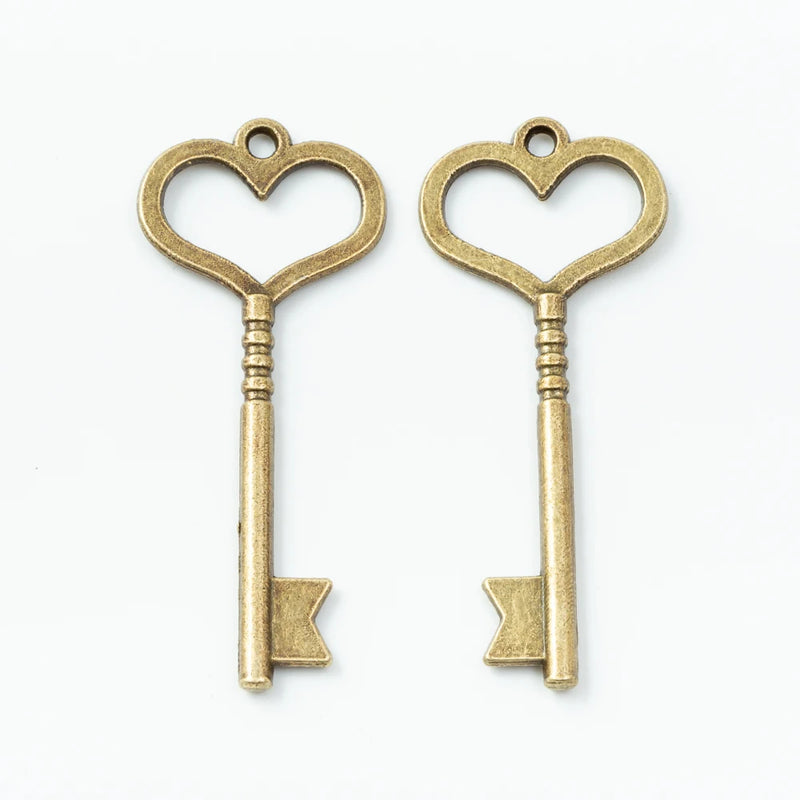 30 Retro Metal Zinc Alloy Key Pendant for DIY Jewelry Necklace Making