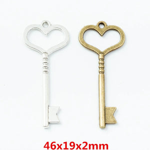 30 Retro Metal Zinc Alloy Key Pendant for DIY Jewelry Necklace Making