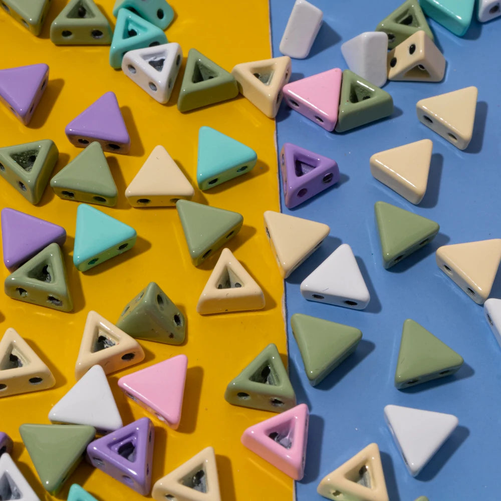 30PCS 6MM Triangle Shape Beads Colorful Rainbow Beads For Bracelets Making