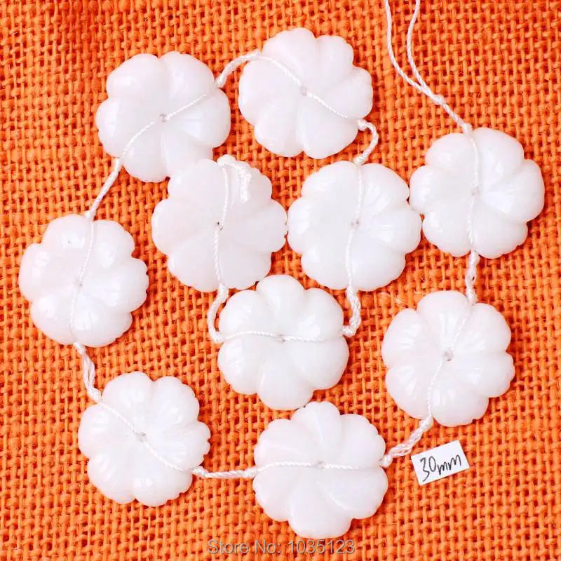30mm Natural Jades Flower Shape Beads Strand 10Pcs DIY Jewellery Making