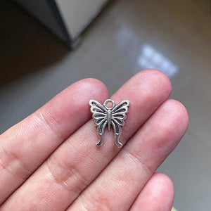 30pcs Butterfly Charms Tibetan Silver Pendant For DIY Women Necklace Jewelry