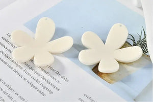 30pcs Acrylic Flowers Shape Earrings/Necklace DIY Charms Jewelry Pendants