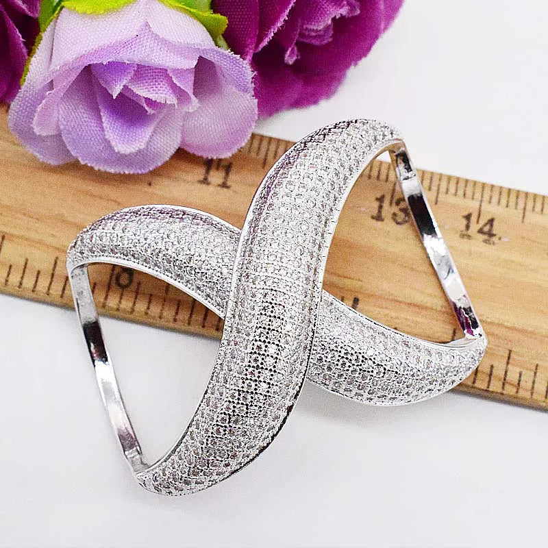 30x40mm Women's CZ-inlaid Pearl Bracelet Buckle