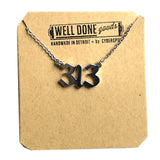 Detroit Old English A Necklace