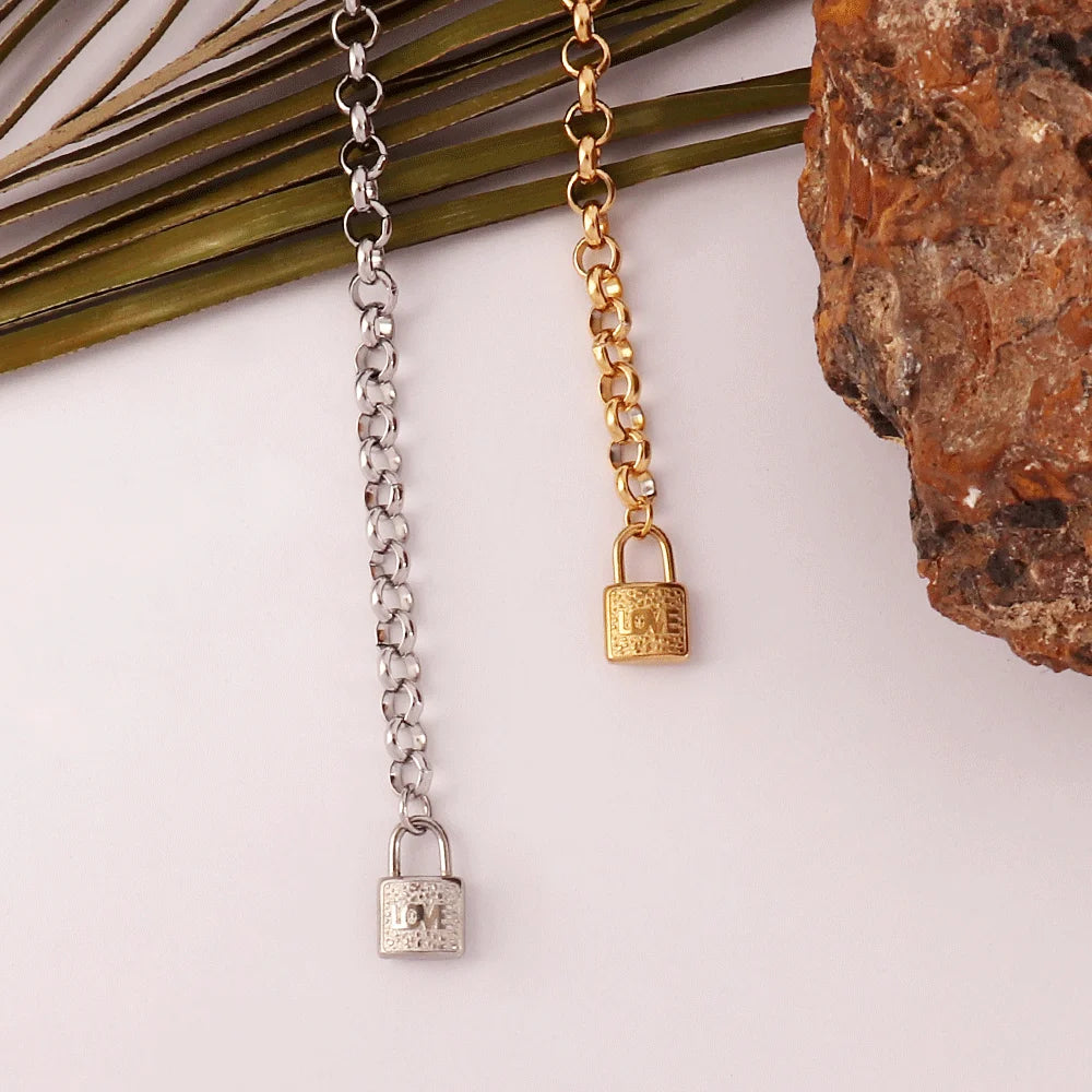 Vintage Heart Pendant Chain Bracelet 316L Stainless Steel Lock Charms Jewelry
