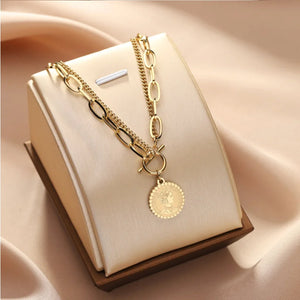 Vintage Round Queen Coin Charm Thick Chain Choker Necklace