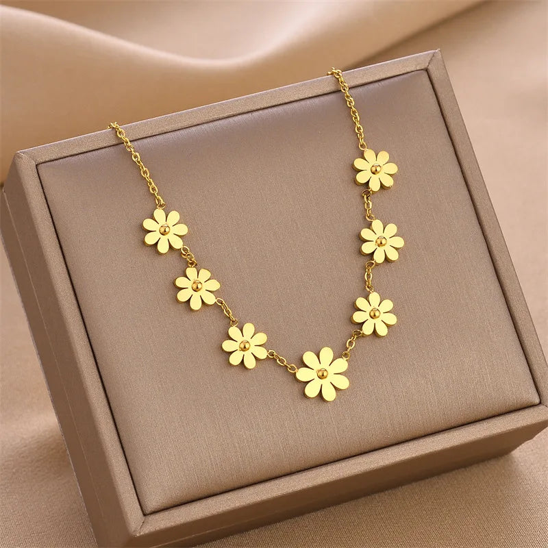 316L Stainless Steel Daisy Flower Charm Choker Necklace Pendant