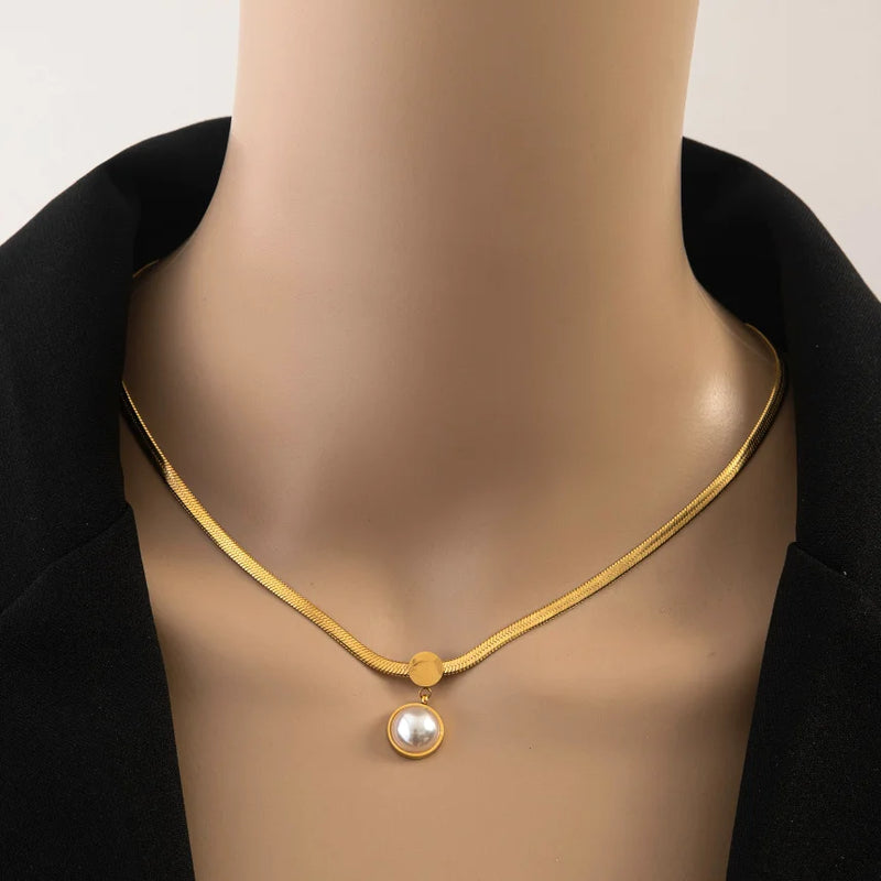 Snake Flat Chain Choker Necklace Pearl Charm Pendant
