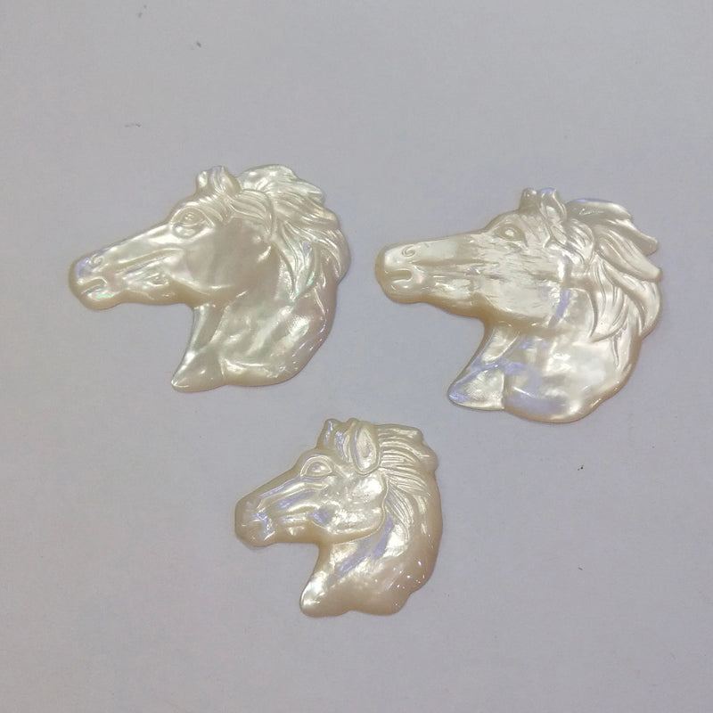 2Pcs Natural Mother Shell Horse Charms Jewellery Making Pendants