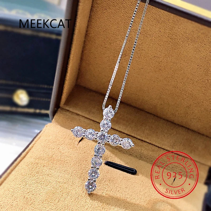 D VVS1 Moissanite Cross Pendant Necklace