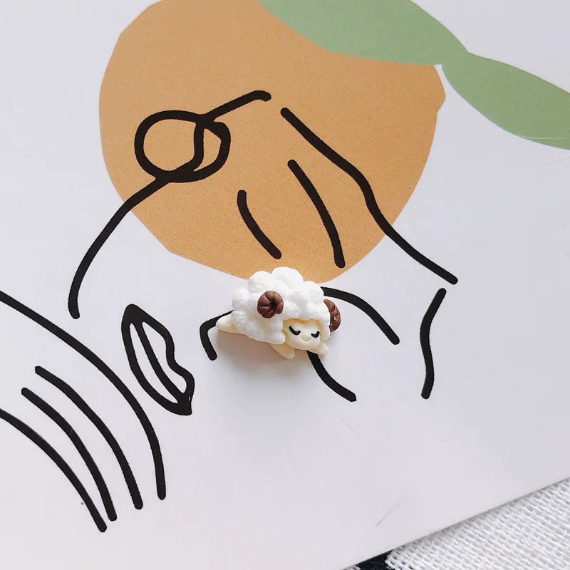 40PCS Mini Dancing Animal Sheep Pendant Keychain DIY Girl Gift