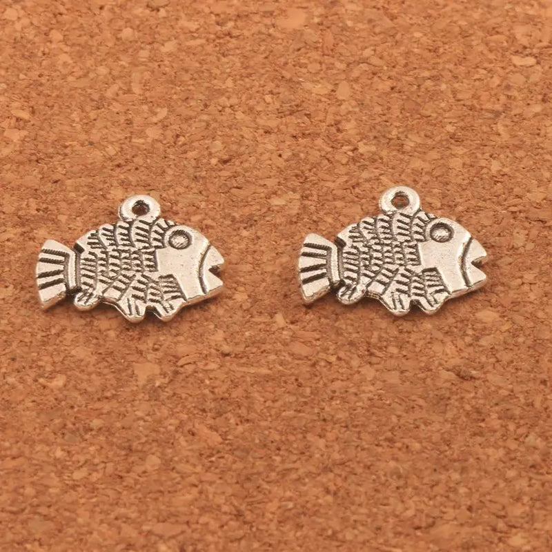 40pcs Tibetan Silver Flounder Fish Animals Charms Pendants Jewelry Finding