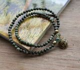 Green Stone Beads & Shell Pendant Bracelet for Women